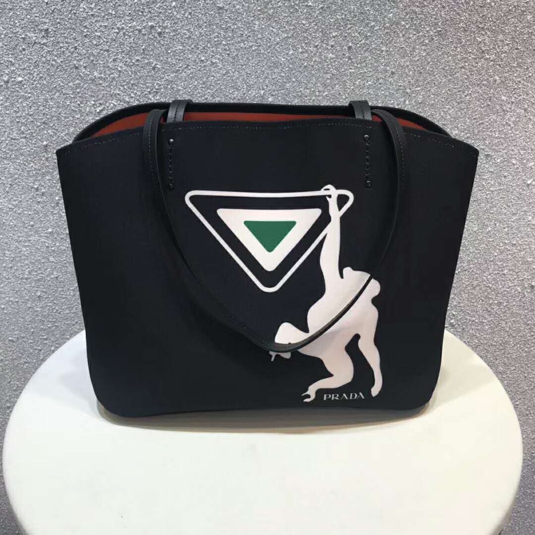 プラダコピー バッグ PRADA 2024新作 プリントキャンバス トートバッグ 1BG220