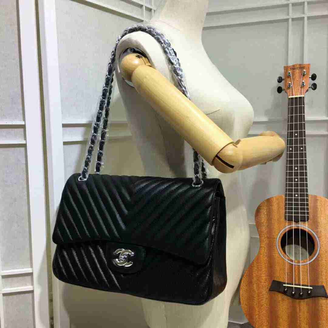 偽物シャネル バッグ 2024新作CHANEL あや織り オシャレ 肩かけショルダーバッグ シルバー金具 chb94306-5