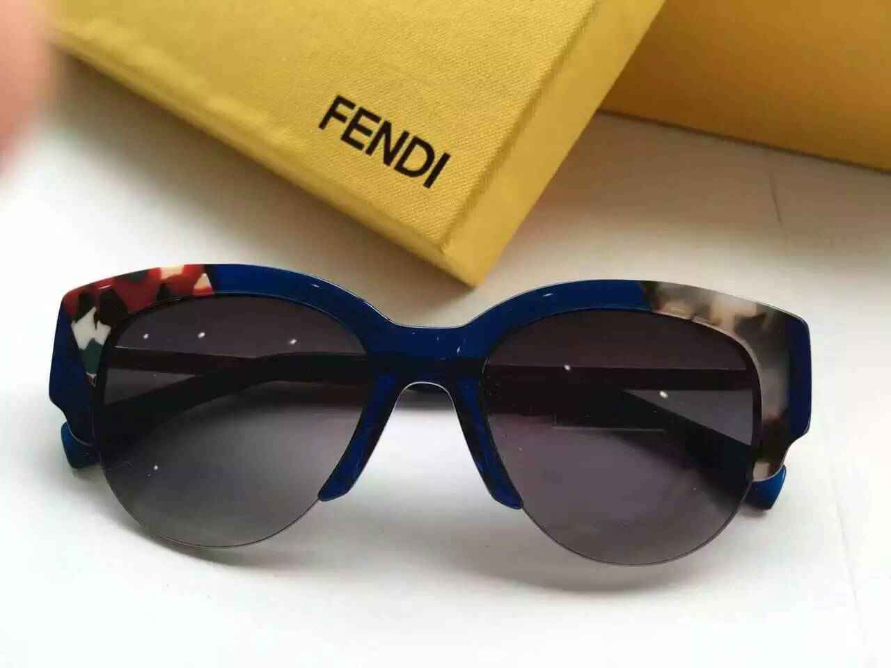 フェンディコピー サングラス 2024春夏新作 FENDI UVカット サングラス fdglass160422-9