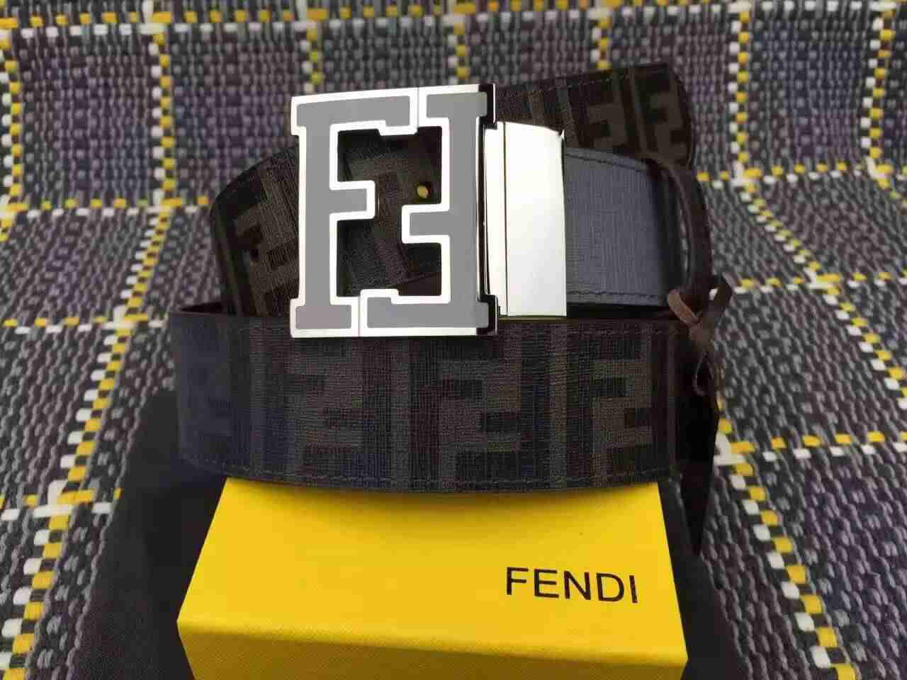 フェンディコピー ベルト FENDI 2024秋冬新作 メンズ ベルト 紳士必須アイテム fdbelt1160826-10