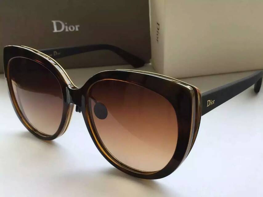 ディオールコピー サングラス CHRISTIAN DIOR 2024春夏新作 レディース UVカット サングラス drglass150608-5