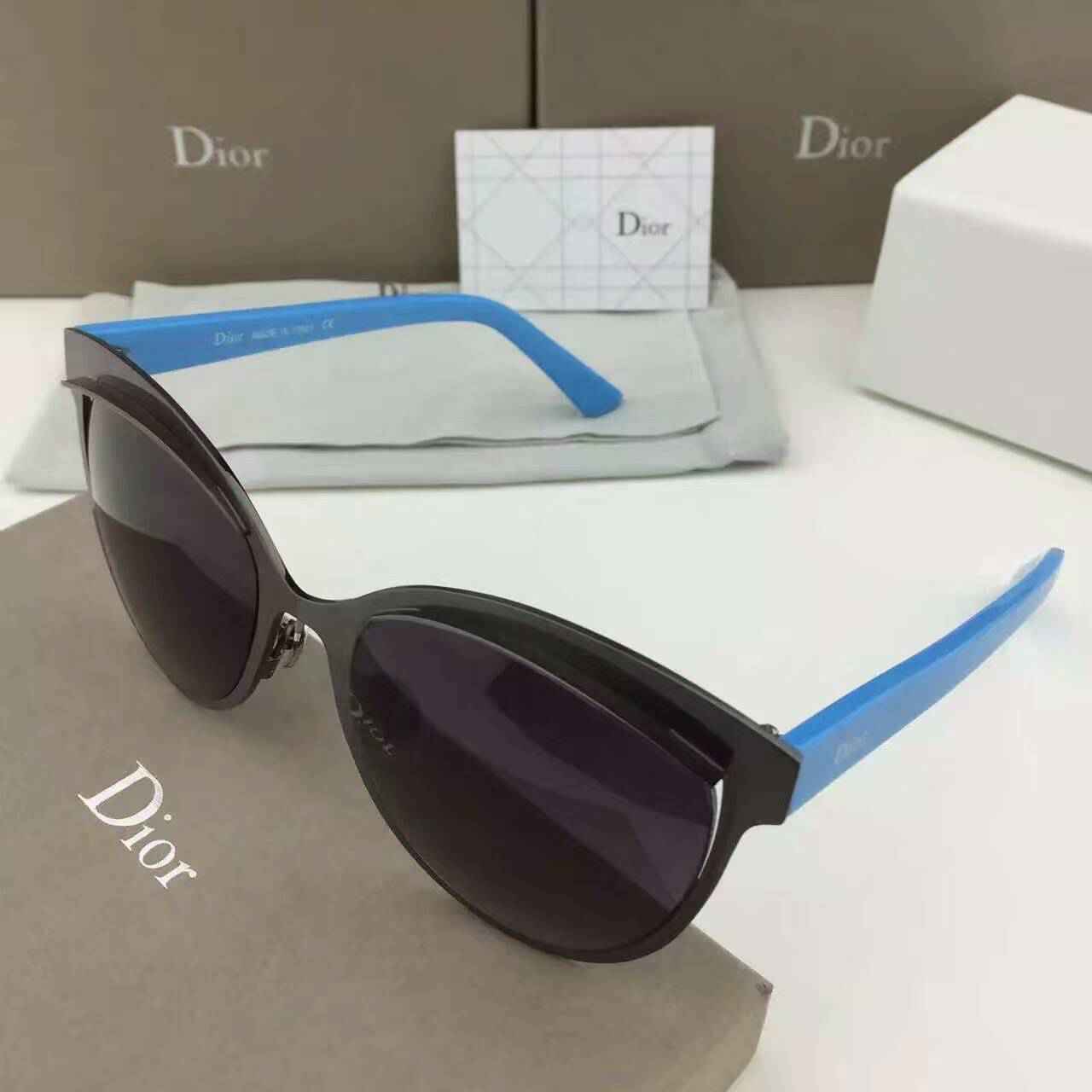 ディオールコピー サングラス 2024秋冬新作 CHRISTIAN DIOR 独特な魅力 UVカット サングラス drglass160906-18