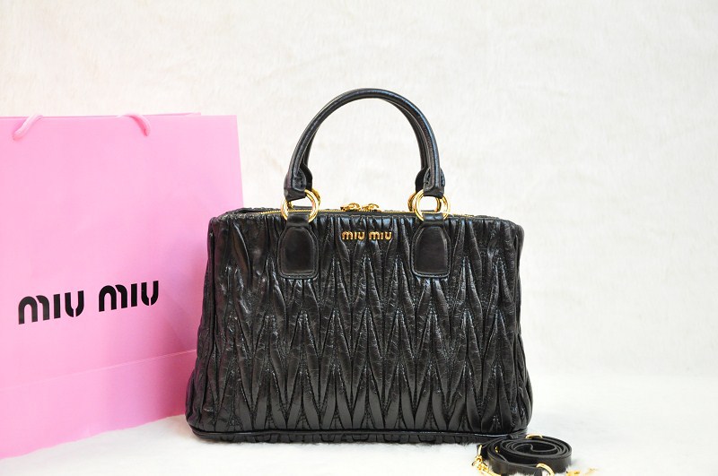 ミュウミュウコピー バッグ MIUMIU 2014新作 ブラック 2way レディース 型押しクロコ ショルダー付 ハンドバッグ 0803-6