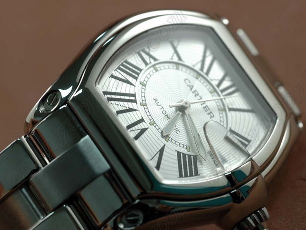 カルティエCartier Men Roadster SS White Swiss Eta 2824-2自動巻き　