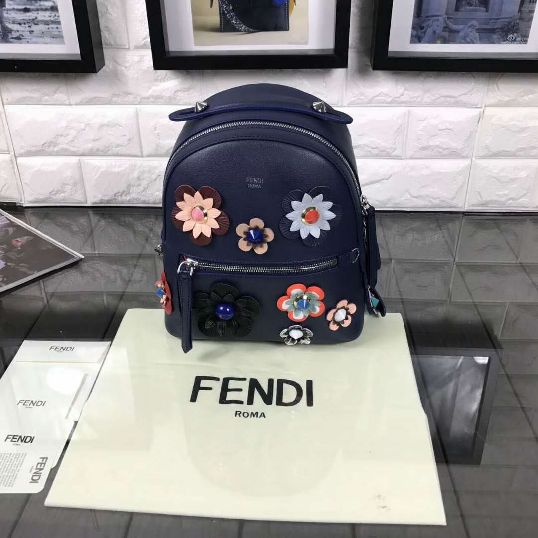 2024新作 フェンディコピー バッグ FENDI カーフ リベット 両肩バッグ fdbag2784