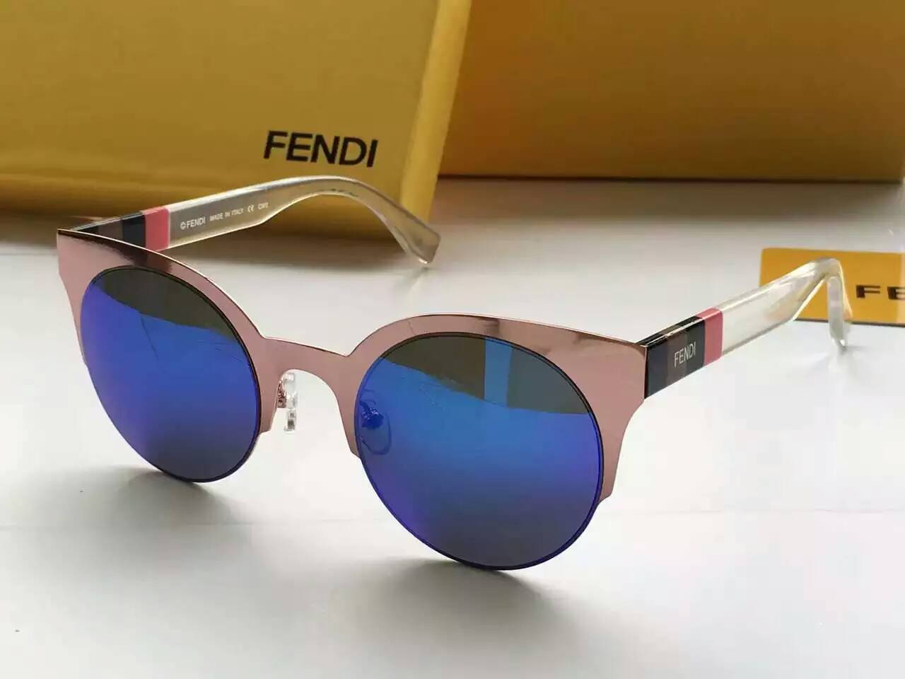 フェンディコピー サングラス 2024春夏新作 FENDI オシャレ UVカット サングラス fdglass160605-14