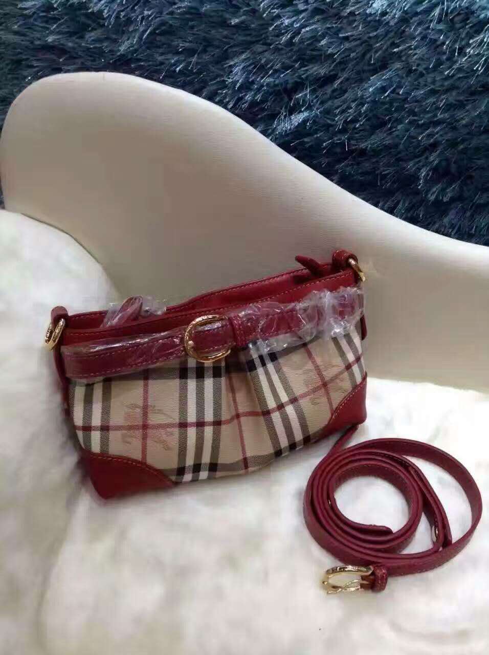 偽物バーバリー バッグ 2024新作BURBERRY ファッション ハンドバッグ 2way ショルダーバッグ 8527230-2