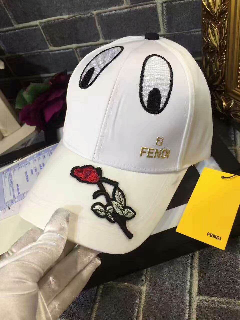フェンディコピー 帽子 FENDI 2024新作 高品質 ベースボールキャップ fdicap170418-1