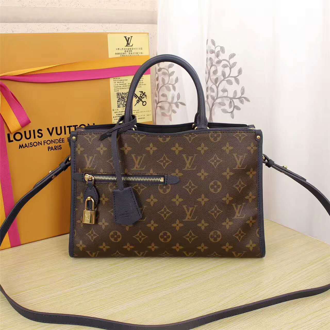 偽物ルイヴィトン バッグ 2024新作 LOUIS VUITTON ポパンクールPM ショルダー付き 2WAY ハンドバッグ レディース M43433-2