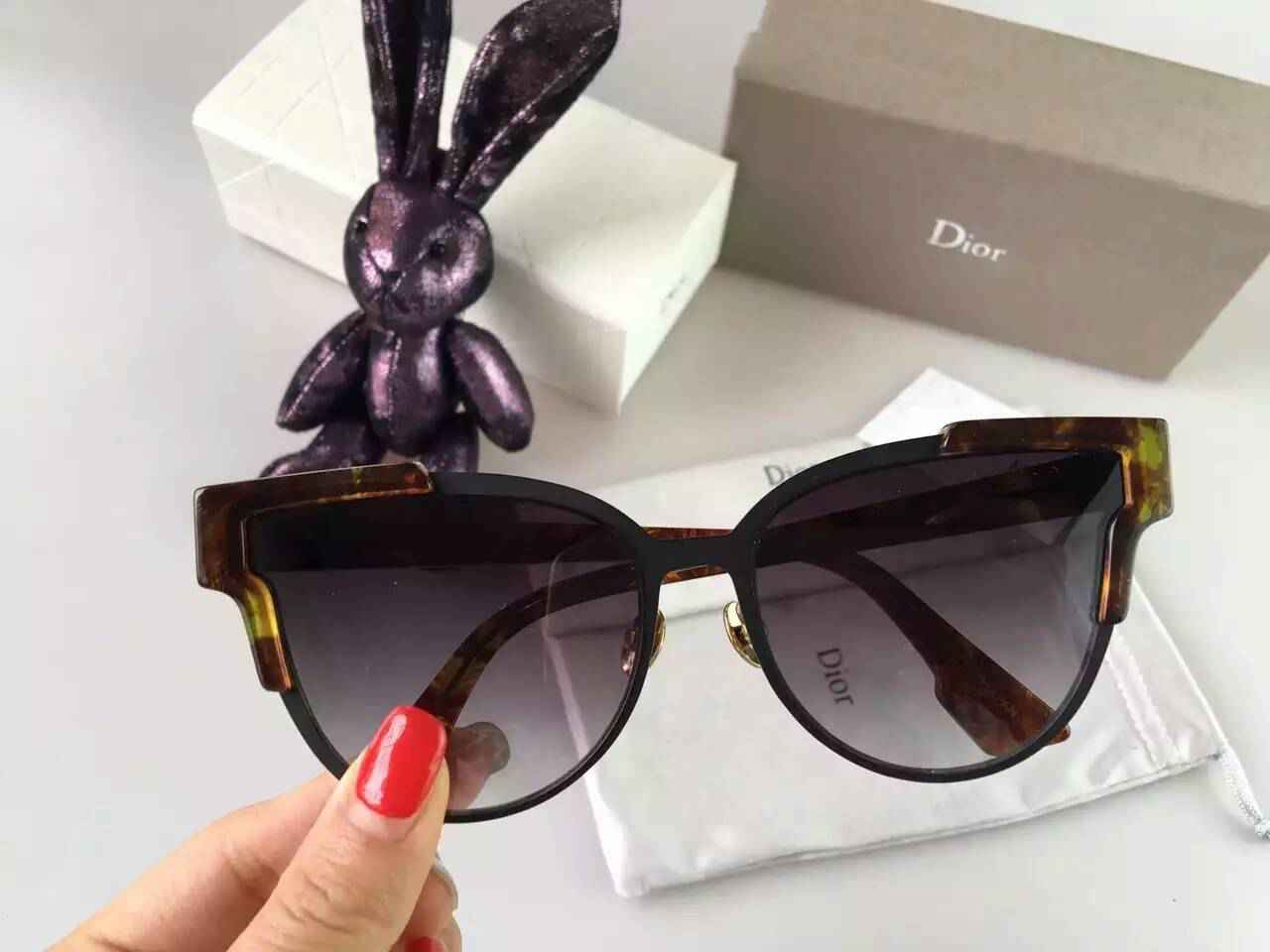 ディオールコピー サングラス 2024春夏新作 CHRISTIAN DIOR 魅力 UVカット 眼鏡 drglass160422-26