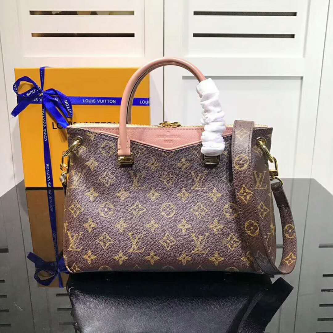 ルイヴィトンコピーバッグ LOUIS VUITTON 2024新作  ハンドバッグ  M41243