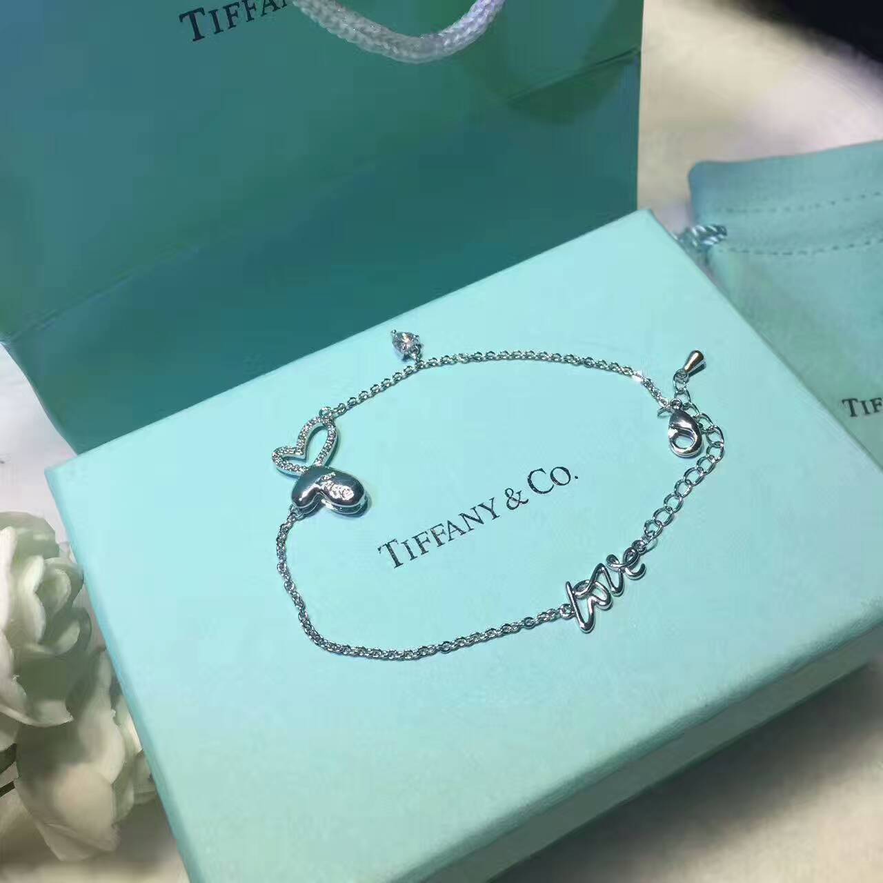 ティファニーコピー ブレスレット Tiffany&Co 2024新作 レディース ブレスレット 腕輪 tcs17612