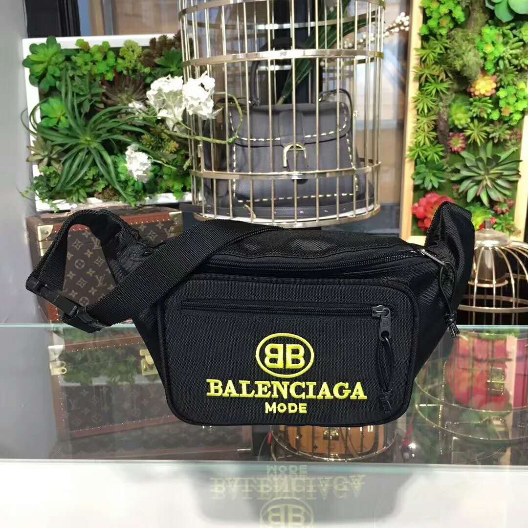 バレンシアガコピー バッグ 2018 新作 BALENCIAGA  キャンバス  ボディバッグ  blc180504p35-1