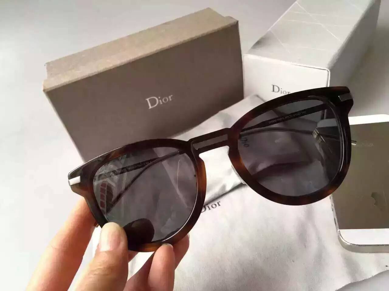 ディオールコピー サングラス CHRISTIAN DIOR 2024春夏新作 オシャレ UVカット 眼鏡 drglass160314-29