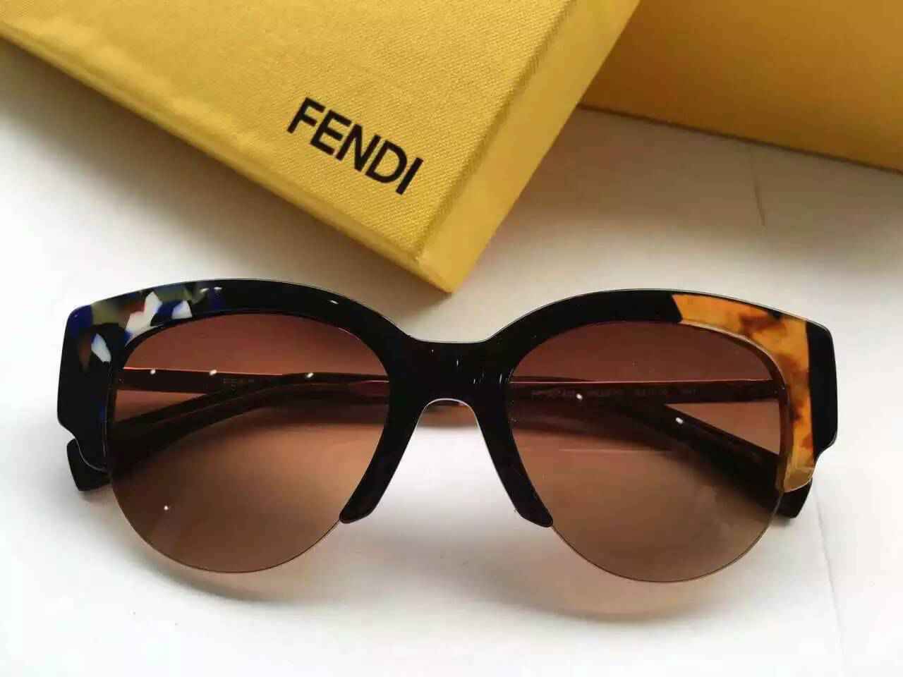 フェンディコピー サングラス 2024春夏新作 FENDI UVカット サングラス fdglass160422-10