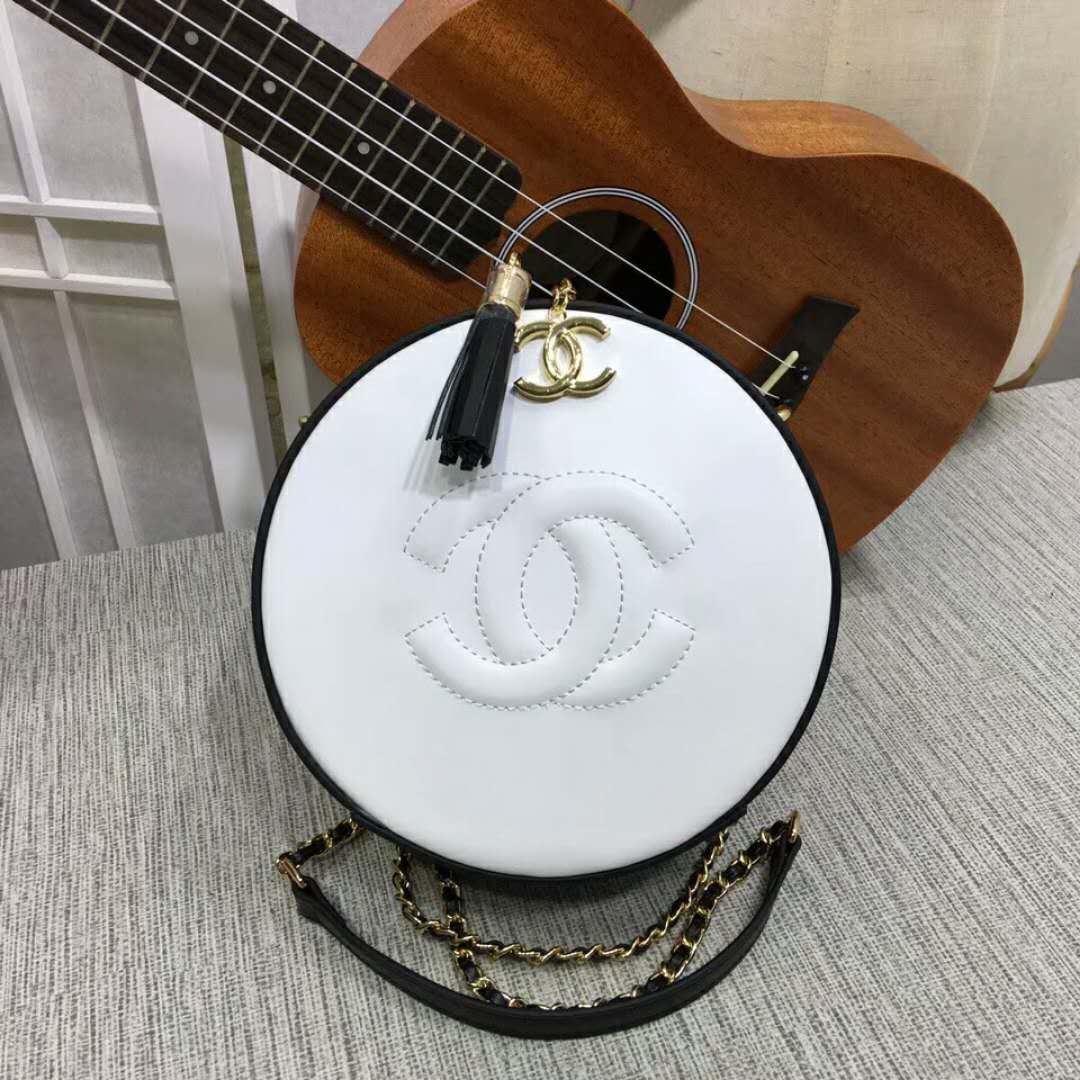 シャネルコピー バッグ 2024新作CHANEL ミニ 斜め掛けショルダーバッグ 化粧ポーチ chb6023A-1