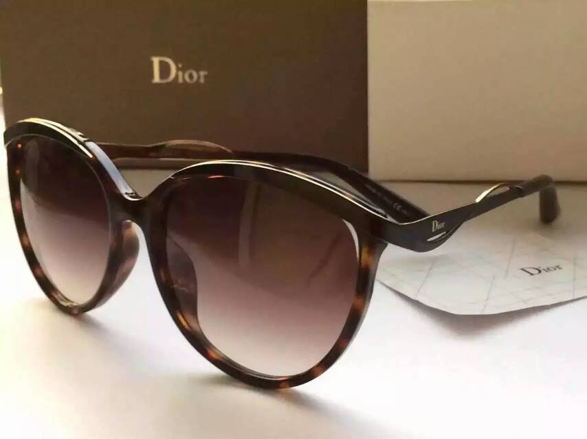 ディオールコピー サングラス CHRISTIAN DIOR 2024春夏新作 レディース UVカット 眼鏡 drglass150721-11