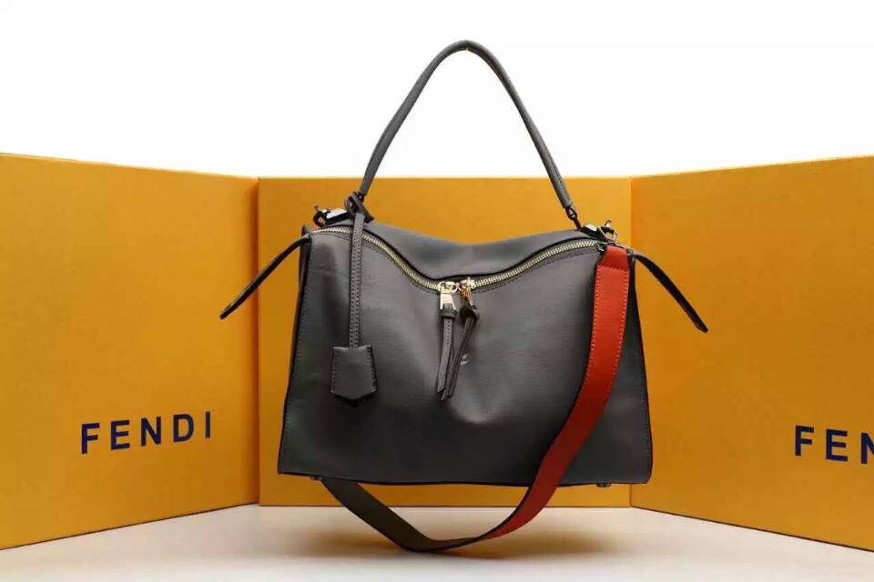 フェンディコピーバッグ 2024春夏新作 FENDI 上質で 2way レディース ハンドバッグ fdbag150810-3