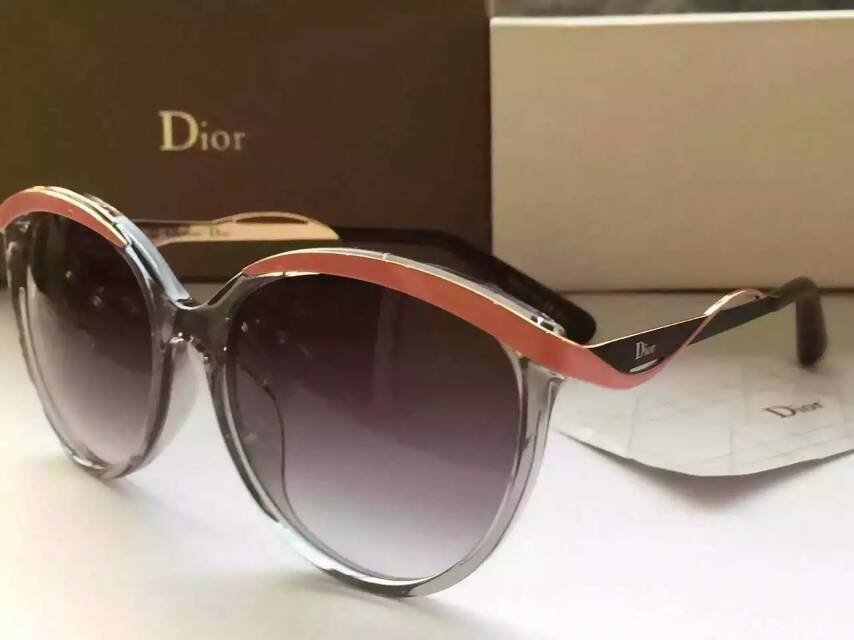 ディオールコピー サングラス CHRISTIAN DIOR 2024春夏新作 レディース UVカット 眼鏡 drglass150721-9