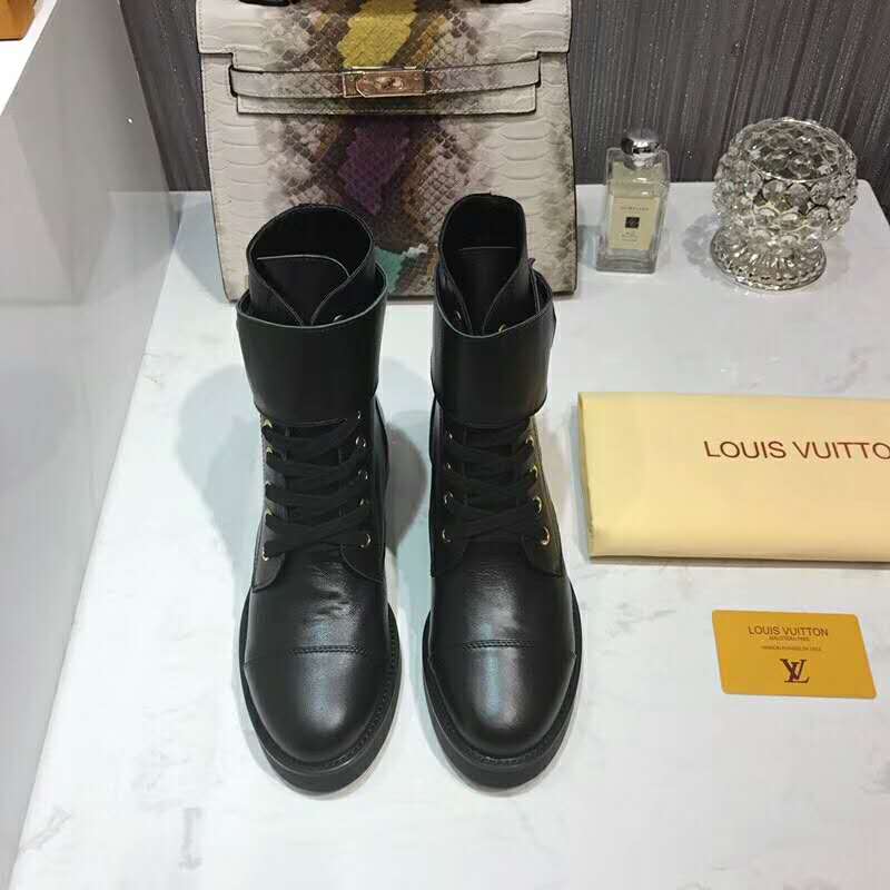 ルイヴィトンコピー 靴 2024新作 LOUIS VUITTON レディース ショートブーツ lvx180910p30
