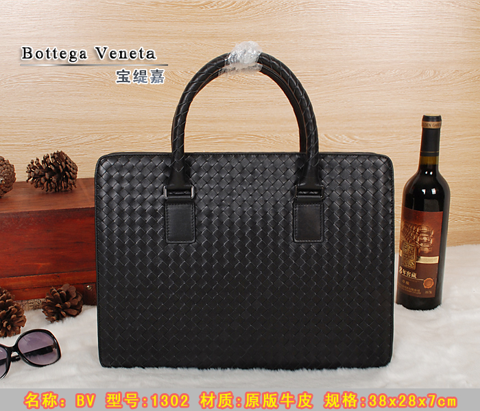 ボッテガヴェネタコピー バッグ 2014春夏新作 BOTTEGA VENETA 新品 メンズ カーフスキン 編み込み ビジネス 2wayバッグ ブリーフケース ブラック 1302