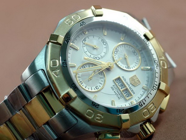 タグホイヤーTag Heuer Aquaracer Chronograph TT White Asian 7750 Chrono自動巻き