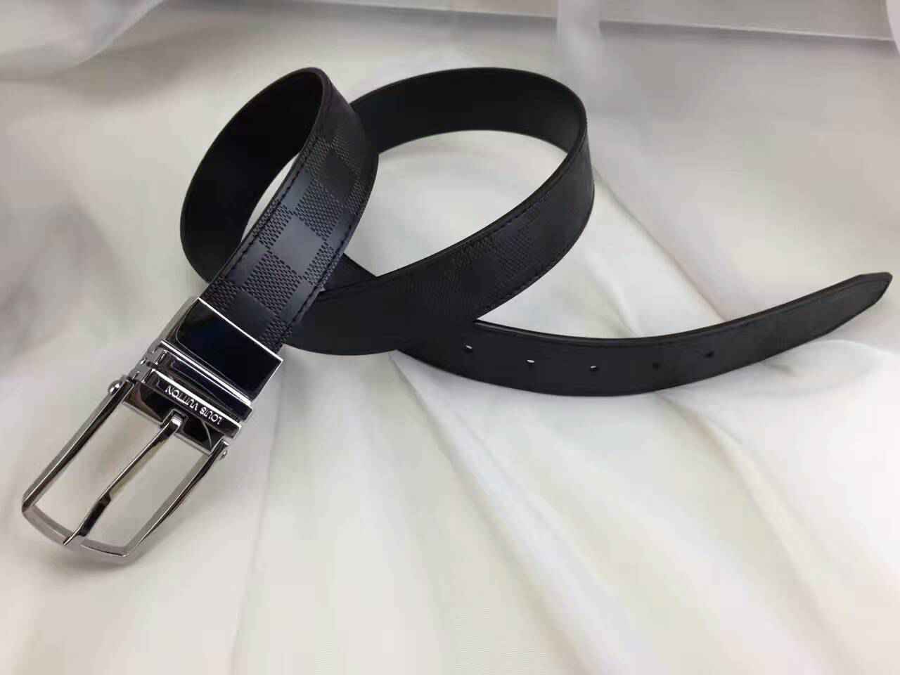 ルイヴィトンコピー ベルト 2024新品 LOUIS VUITTON 高品質 メンズ ベルト ビジネスベルト lvbelt161213-13