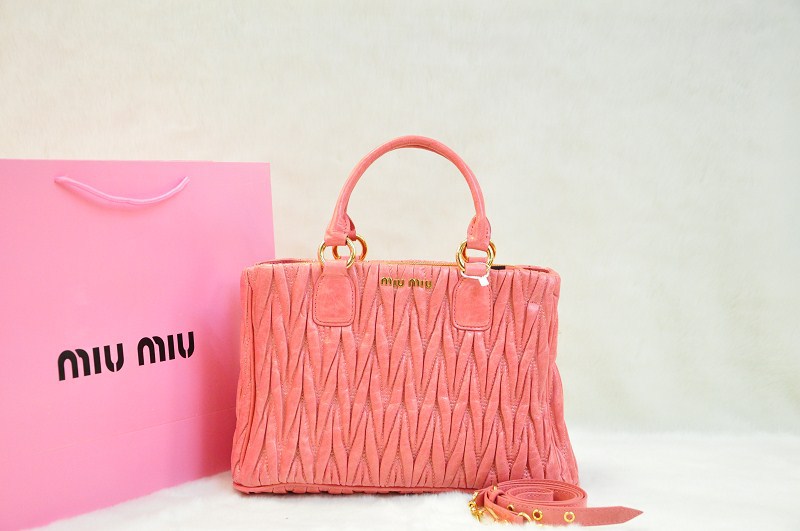 ミュウミュウコピー バッグ MIUMIU 2014新作 ローズショッキング 2way レディース 型押しクロコ ショルダー付 ハンドバッグ 0803-2