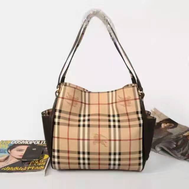 バーバリーコピー バッグ BURBERRY 2024春夏新作 レディース カジュアル ショルダーバッグ bubag8938-1