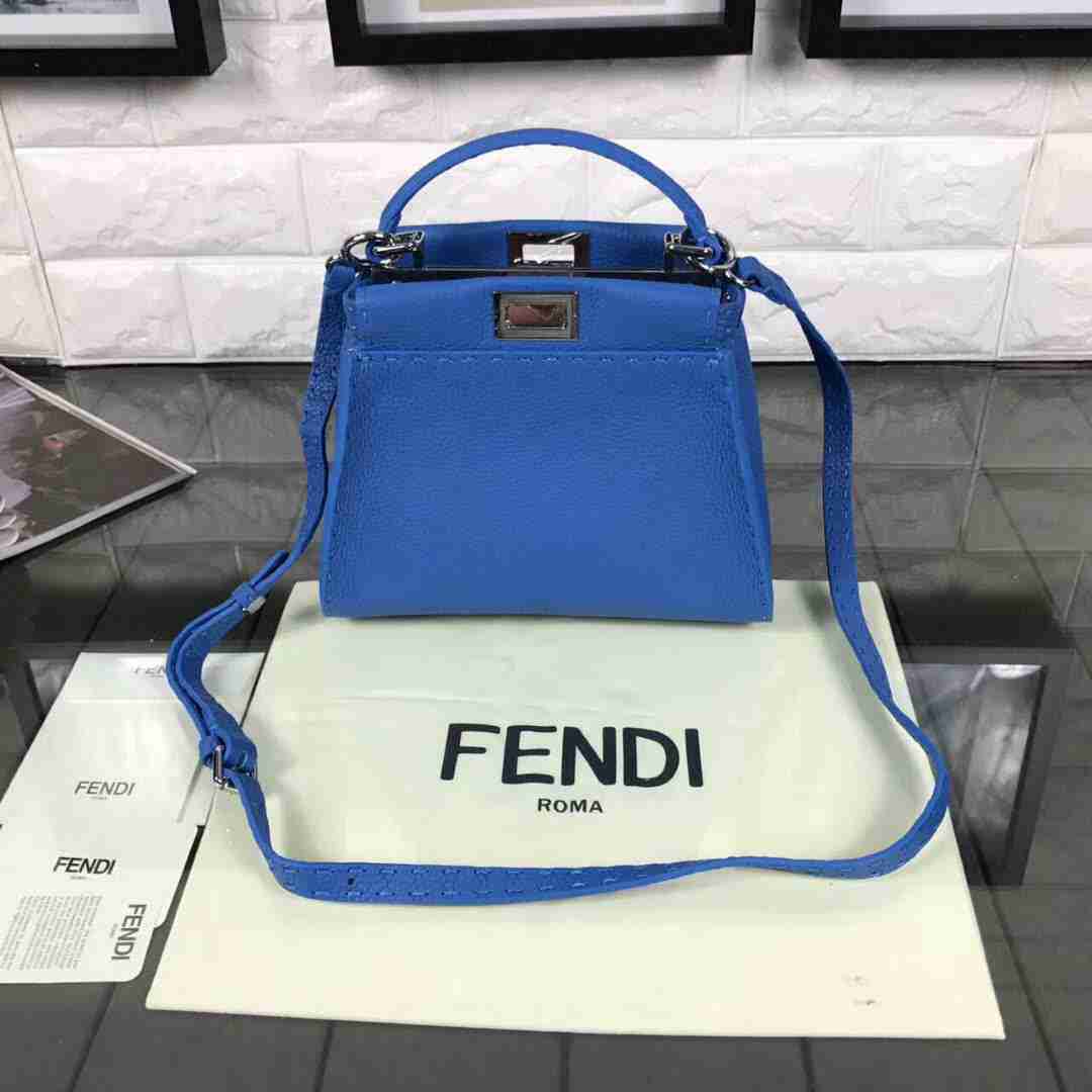 偽物フェンディ FENDI 2024新作 クラシック レディース ショルダー付ボストンバッグ fdbag2783-3