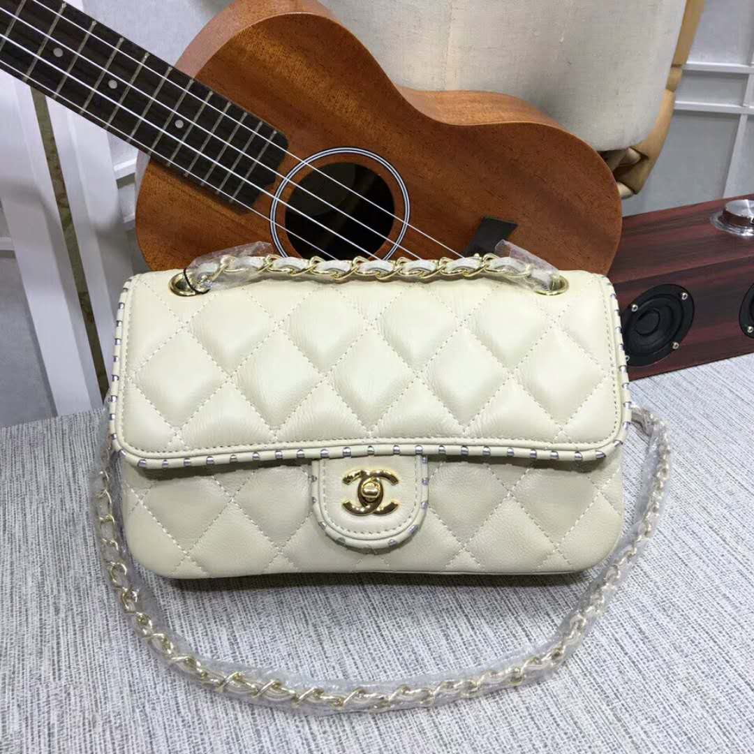 シャネルコピー バッグ 2024新作CHANEL レディース チェーン斜め掛けショルダーバッグ chbag8006A-4