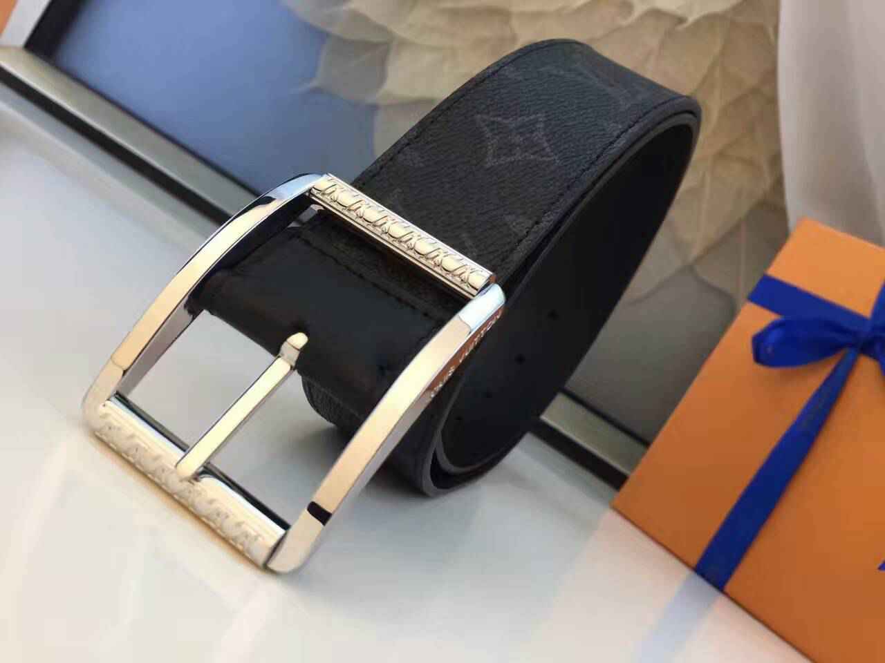 ルイヴィトンコピー ベルト 2024新品 LOUIS VUITTON 高品質 メンズ ベルト ビジネスベルト lvbelt161213-2