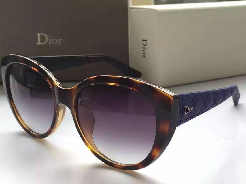 CHRISTIAN DIOR ディオールコピー サングラス 2024春夏新作 レディース UVカット 眼鏡 drglass150805-1