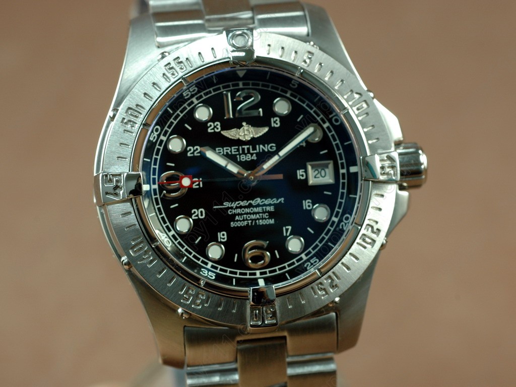 ブライトリングBreitling Superocean Steelfish SS Black Swiss Eta 2836-2自動卷