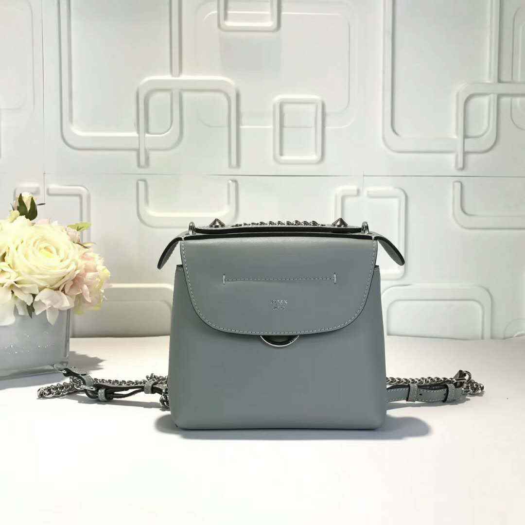 フェンディコピー バッグ 2024新作FENDI ミニ マルチファンクション リュックサック チェーンバッグ fdbag1041-5