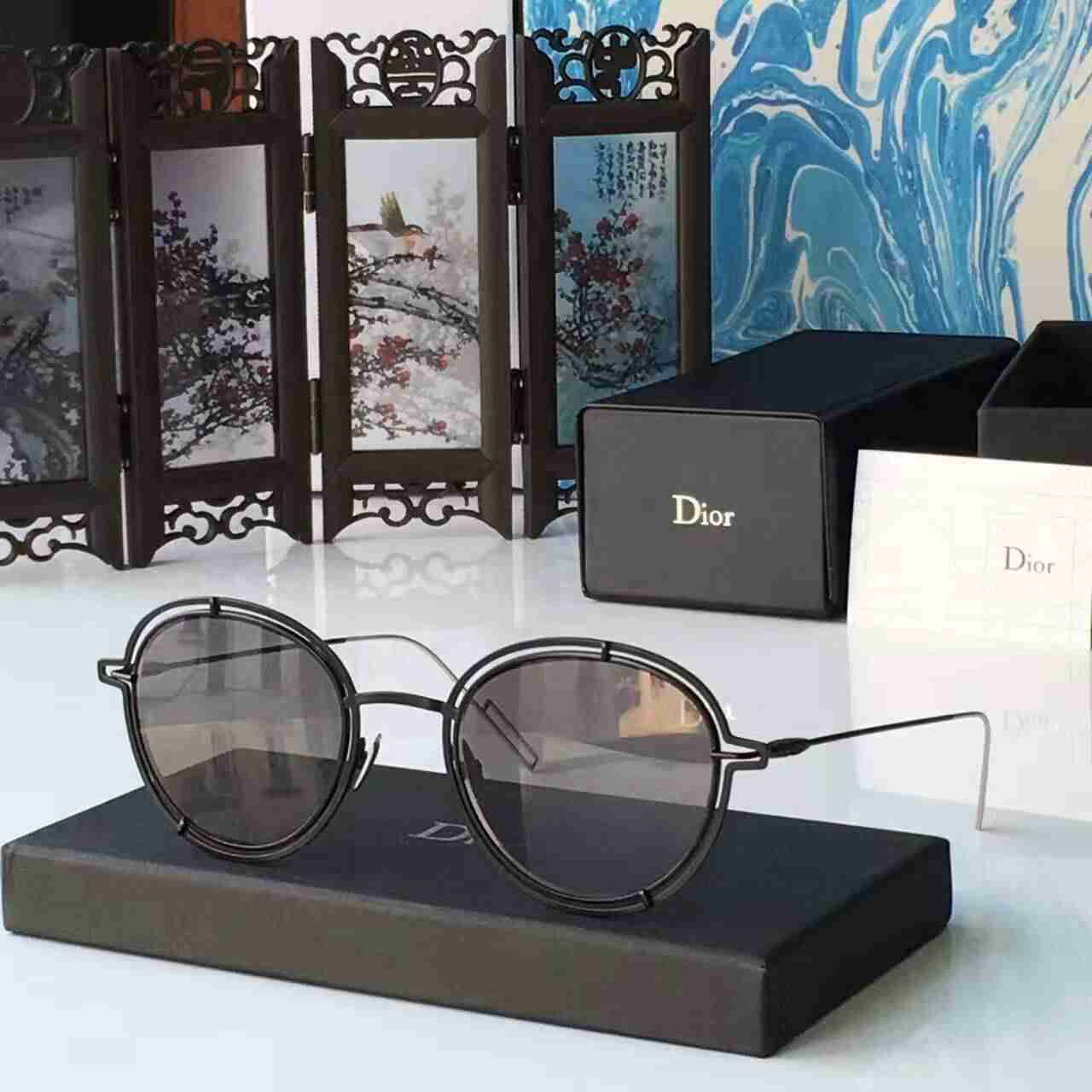 新品 ディオールコピー サングラス CHRISTIAN DIOR 2024秋冬新作 上質で UVカット サングラス drglass161030-19