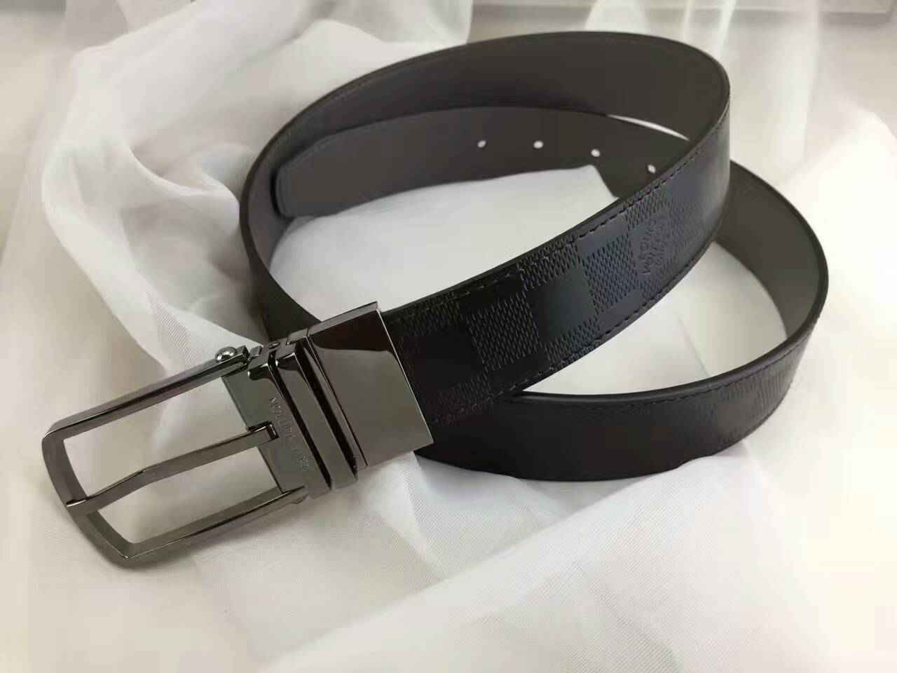 ルイヴィトンコピー ベルト 2024新品 LOUIS VUITTON 高品質 メンズ ベルト ビジネスベルト lvbelt161213-12