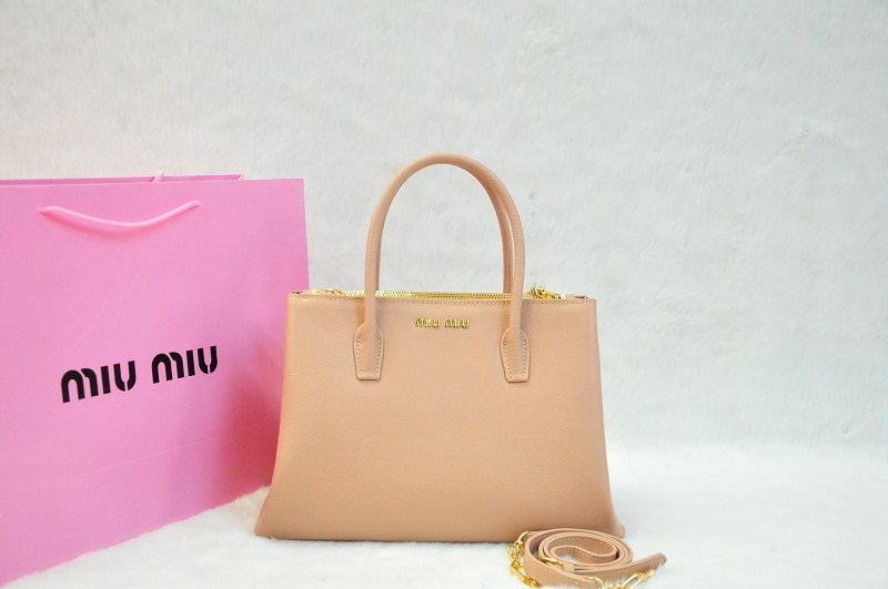 2014春夏新作 ミュウミュウコピー バッグ MIUMIU 薄ピンク original leather 人気 レディース 2way手提げ/ ハンドバッグ 0941-3