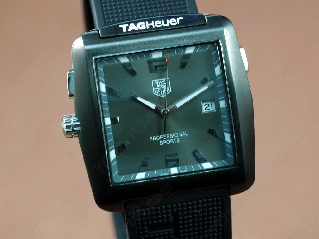 タグホイヤーTag Heuer V2 Tiger Woods PVD TI Golf Professional Black Swissクオーツ