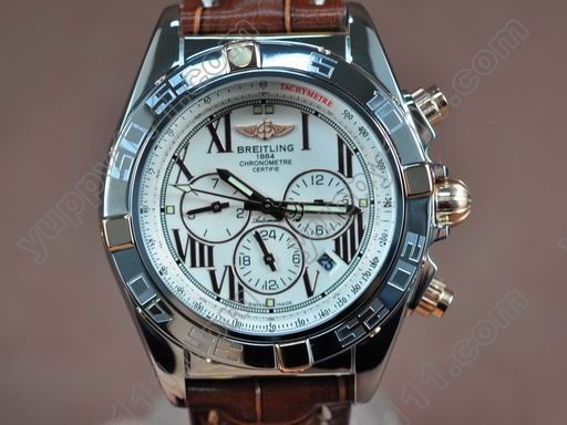 ブライトリングBreitling Chronomat B01 Asian Automatic Movt 21J自動巻き