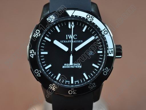 IWC Aquatimer pvd/Black auto 21j自動巻き