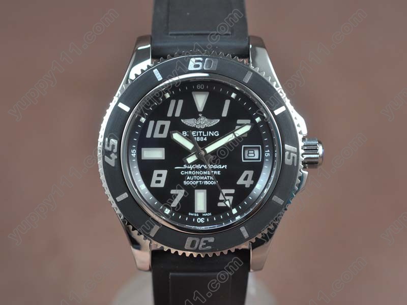 ブライトリングBreitling SuperOcean 42mm SS/RU Black Ultimate Edition A-2824自動巻き