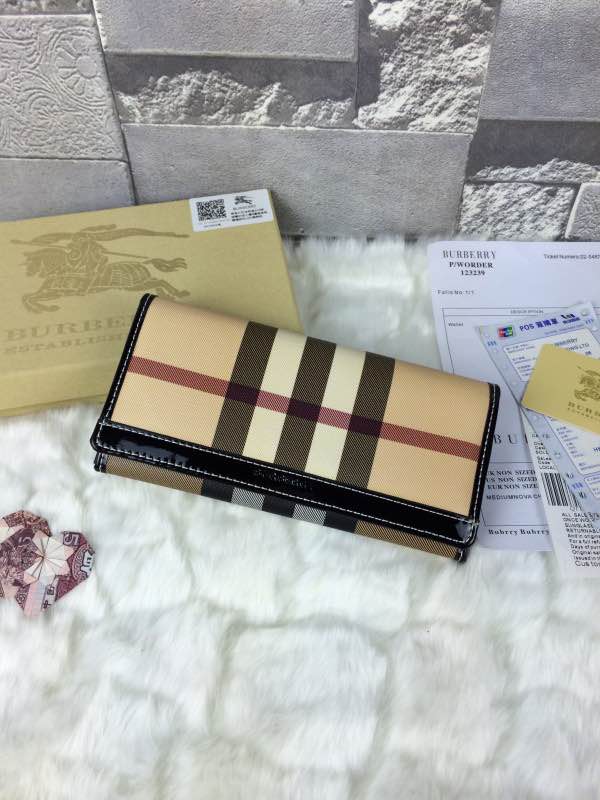 バーバリーコピー 財布 2024春夏新作 BURBERRY 男女兼用 チェック柄 二つ折長財布 buwallet150611-5