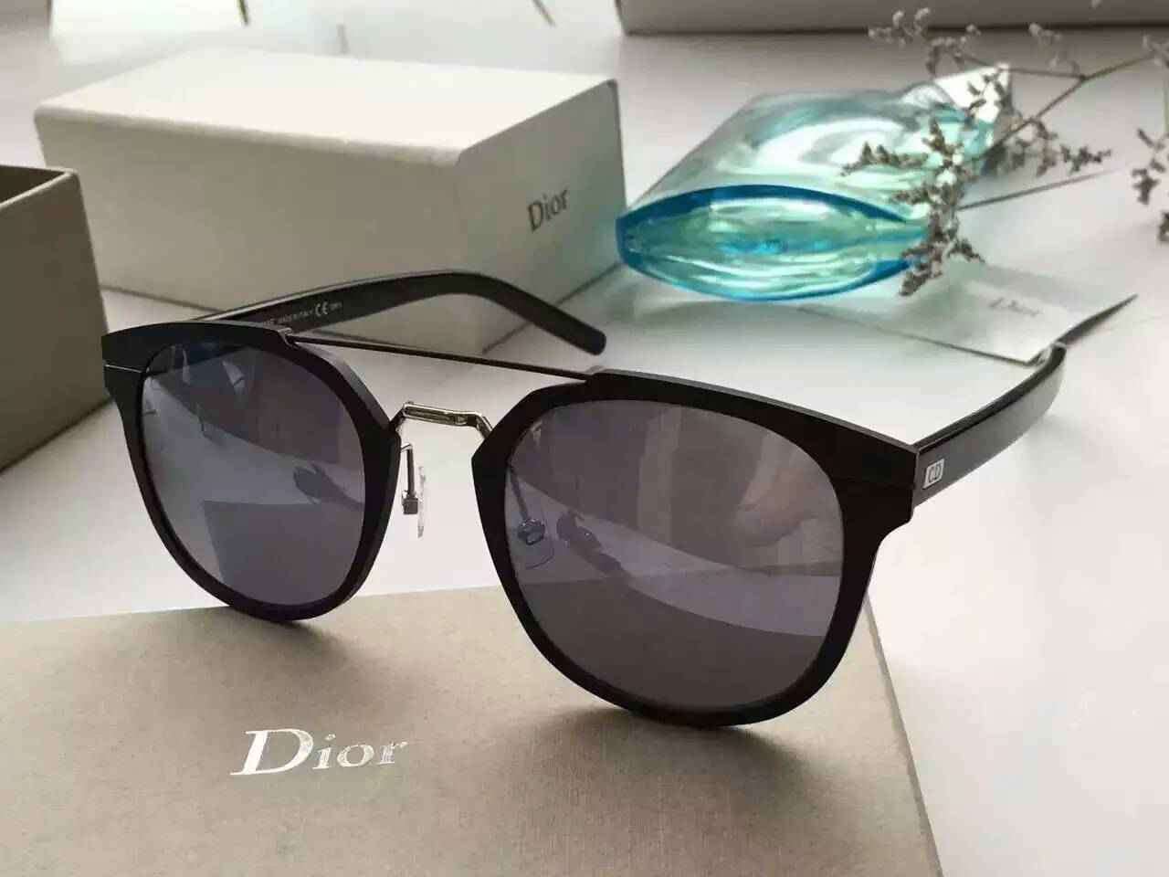 ディオールコピー サングラス CHRISTIAN DIOR 2024春夏新作 ファッション UVカット サングラス drglass160606-7