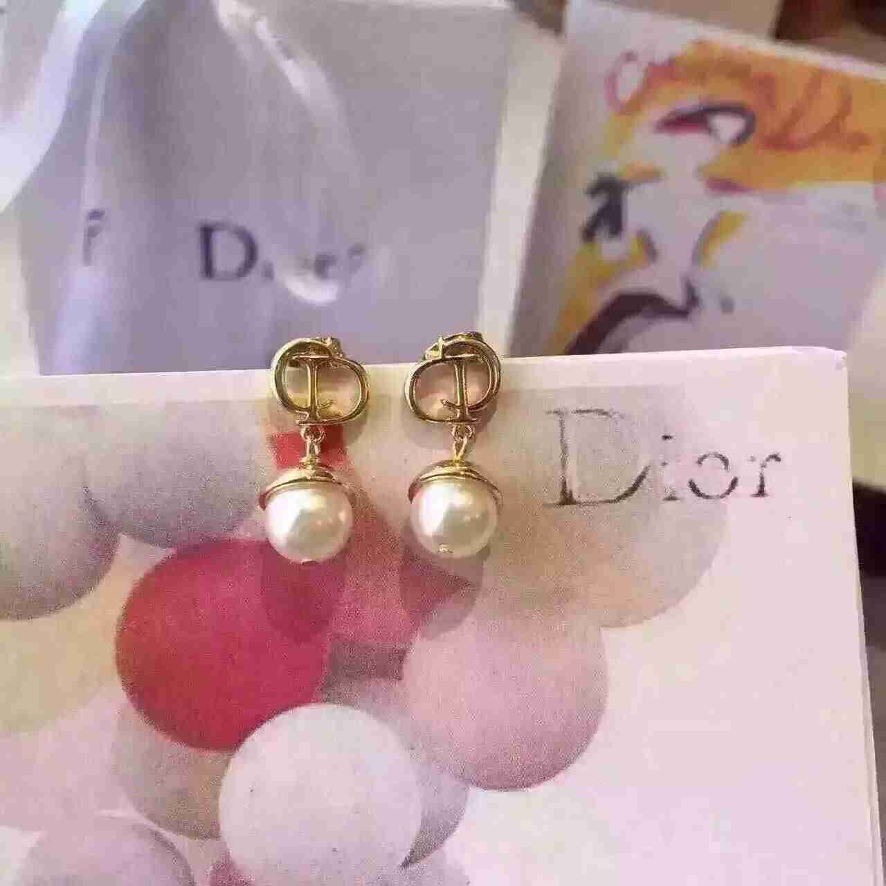 ディオールコピー ピアス 2024春夏新作 DIOR 超美品! レディース ピアス drearrings160425-14