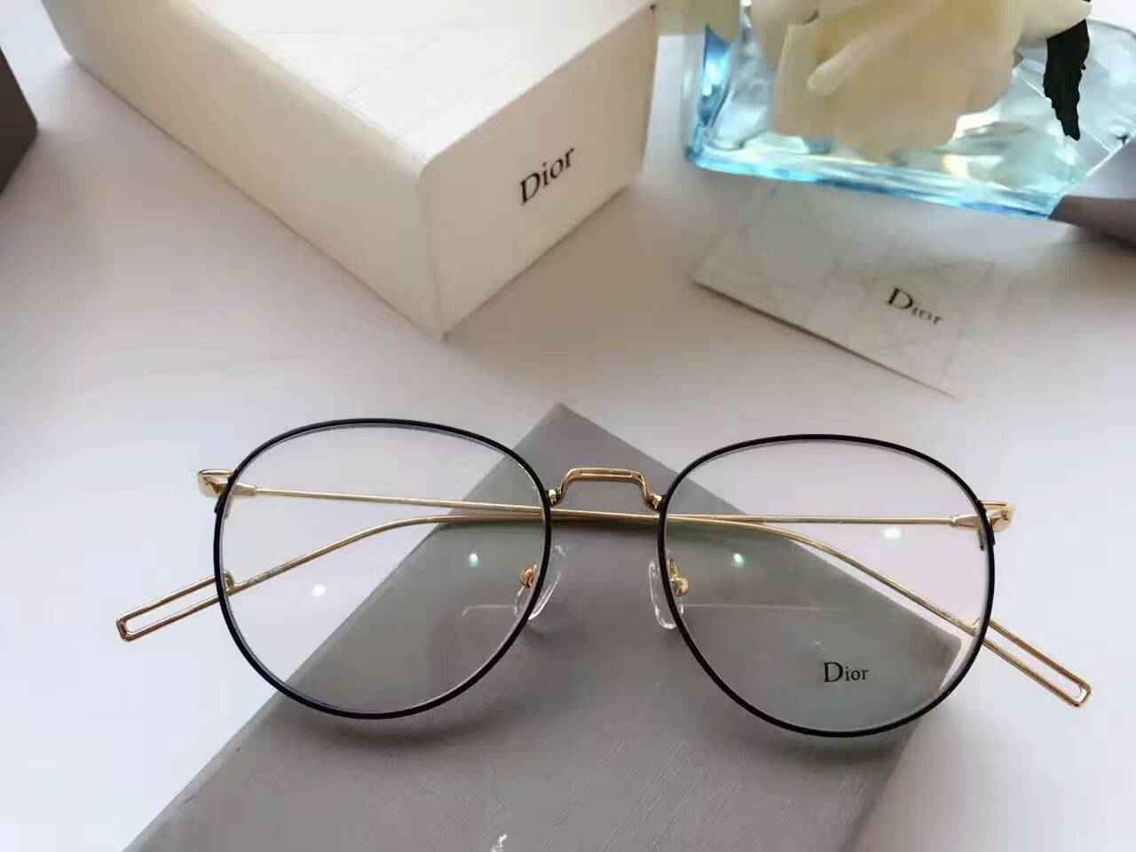 ディオールコピー サングラス CHRISTIAN DIOR 2024新品 UVカット レディース サングラス drglass161116-5