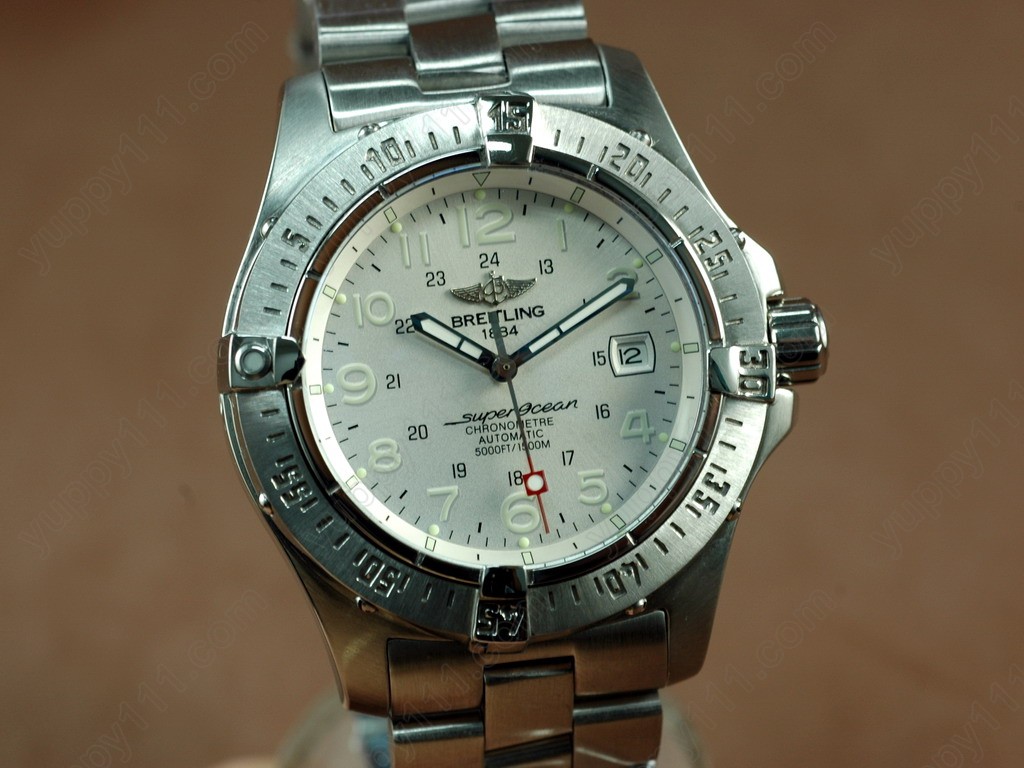 ブライトリングBreitling Superocean Steelfish SS White Swiss Eta 2824-2自動卷