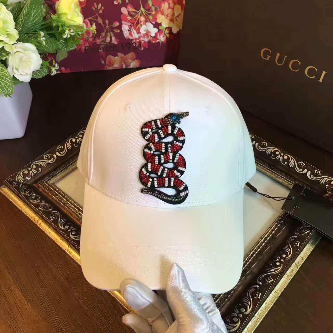 2024新作 偽物グッチ 帽子 GUCCI アニマル柄 ベースボールキャップ gim1772010-2