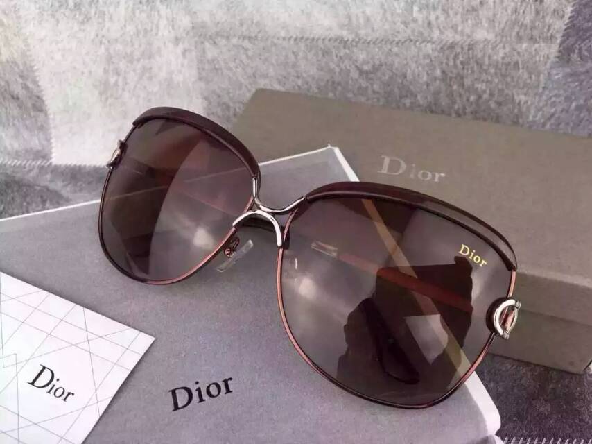 新品 ディオールコピー サングラス CHRISTIAN DIOR 2024春夏新作 レディース UVカット 眼鏡 drglass150802-9