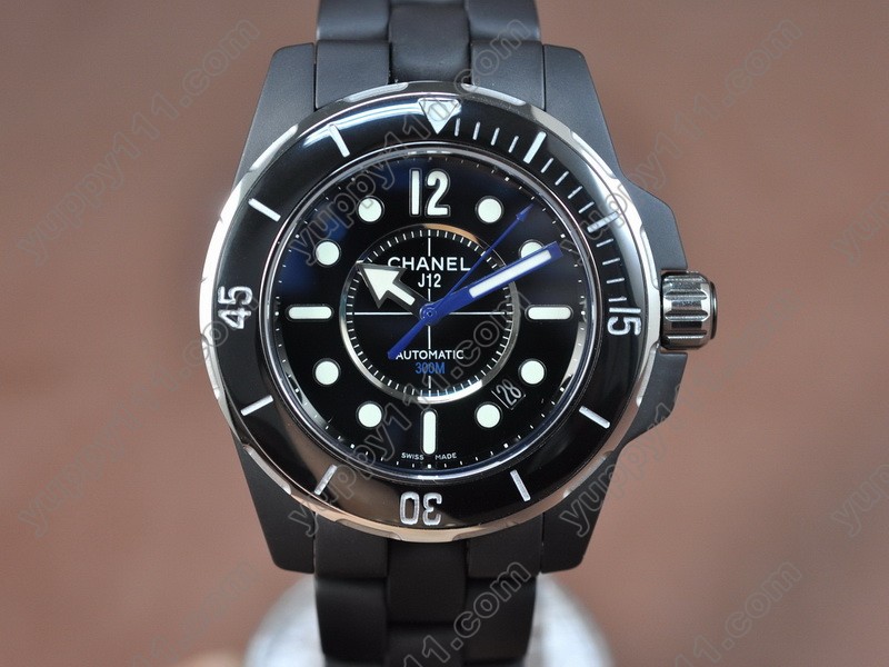 シャネルChanel J12 (Best version)Full Black Ceramic Black Dial Swiss Eta 2824-2自動巻き